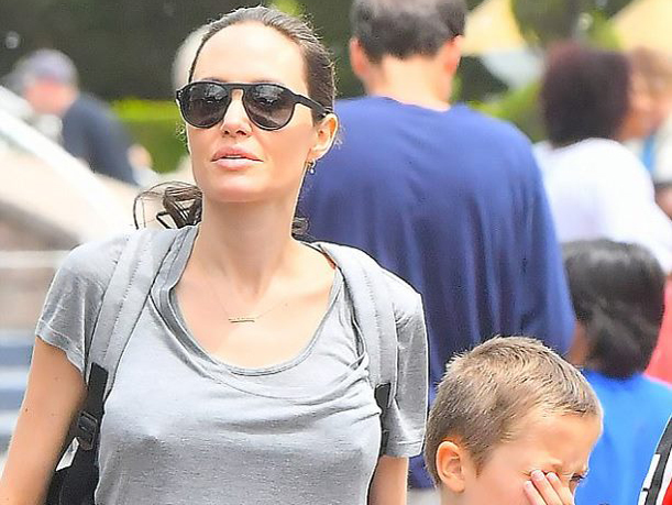 ANGELINA JOLIE împlineşte 42 de ani! Ce va face vedeta la prima aniversare fără Brad Pitt
