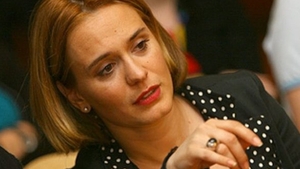 Andreea Esca, asa cum n-ai mai vazut-o pana acum. A aparut intr-o fustita scurta si...