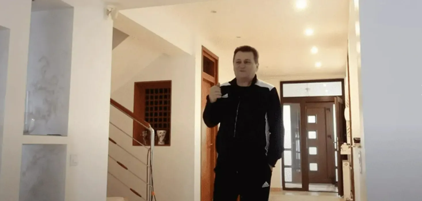 Cum arată vila de lux în care locuiește Nea Mărin. Liviu Vârciu l-a dat de gol: „Ia uite ce bani are!”