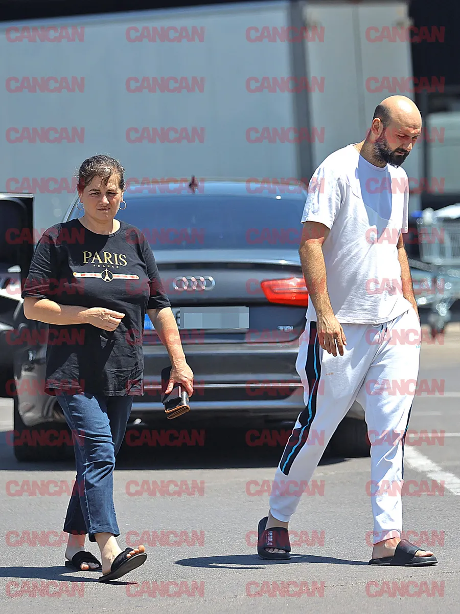 Alex Marcu și mama Teodorei au mers la cumpărături la Jumbo
