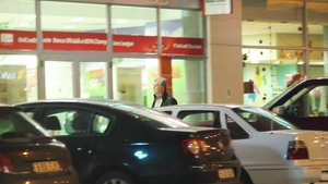 Confruntarea cu Steaua ii provoaca insomnii lui Dinu Gheorghe! A plecat la cumparaturi in toiul noptii