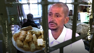 Complicele lui Gheorghe Dincă, masă festivă de Crăciun cu sarmale, ciorbă țărănească și…