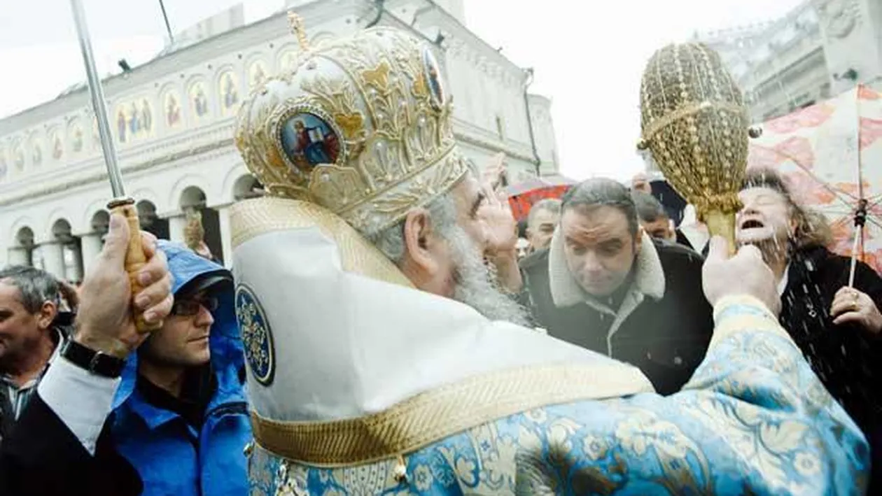 CANCAN.ro a aflat! Care este adevarul ascuns in urma scandalului dintre Biserica Romana si Ziua Nationala a Romaniei