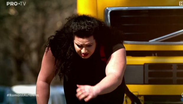 A șocat la ”Românii au talent”. “Trag un tir de 7 tone!” Adriana a rupt tăcerea