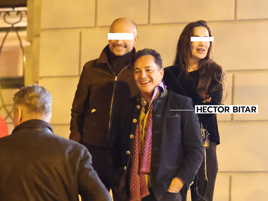 Hector Bitar, conversație cu un amic (Foto: CANCAN.RO)