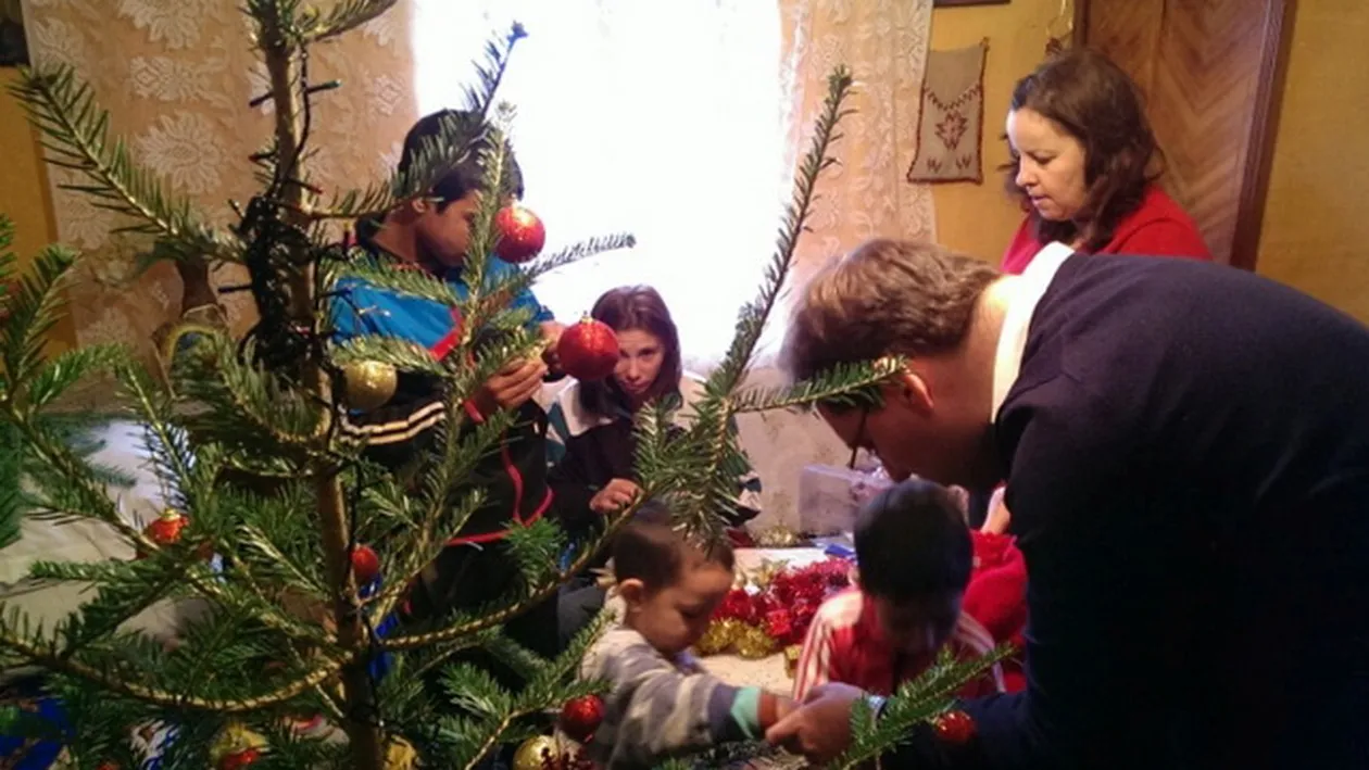 SURPIZA pentru o familie din Arges! Cine le-a batut la usa