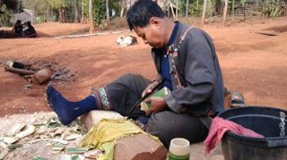 Aventuri din vacanta Deliei Matache in Thailanda, episodul 2! Uite in ce casa a dormit si cat de harnica a fost!