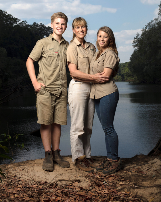 Irwin family publicity image from discoveryRobert Clarence Irwin, terri and bindi irwincredit: Russell Shakespeare