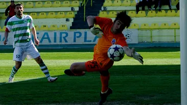 S-a accidentat grav pe teren! Unul dintre cei mai pretiosi stelisti, pe patul de spital! Iata imagini din incinta