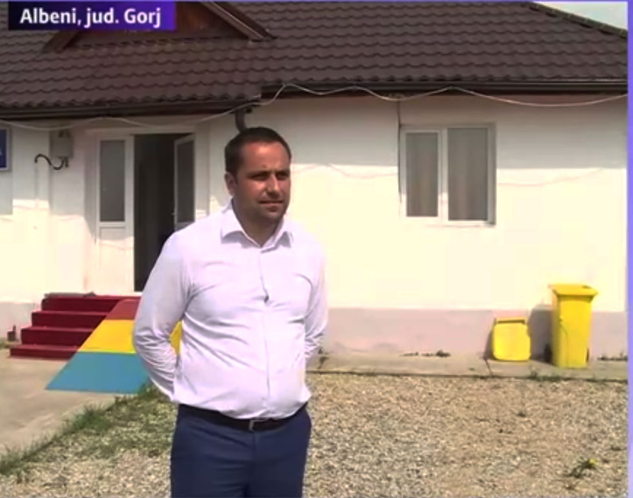 Primarul din Albeni, Ionuț Stan