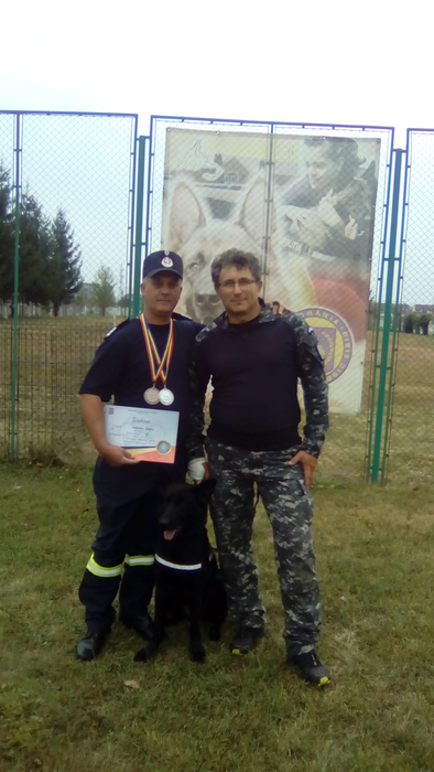 Bobby și Mura au primit numeroase premii