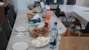 Petrecere de zile mari în Primăria din Puiești! Sărbătorită, doamna…Greșală
