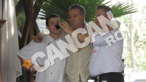 Inainte de victoria cu 5-1 in fata "sepcilor rosii", Becali s-a relaxat la restaurantul lui Mitica Dragomir   Gigi a dat la 5 ospatari cate 100 de euro, Steaua a dat 5 cu U Cluj!