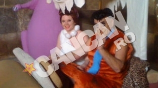 De la Fiona si Shrek, la Spiderman si Femeia Fantastica! Imagini de colectie cu Oana si Viorel Lis! Cum s-ar putea desparti cand au trecut prin atatea impreuna?!