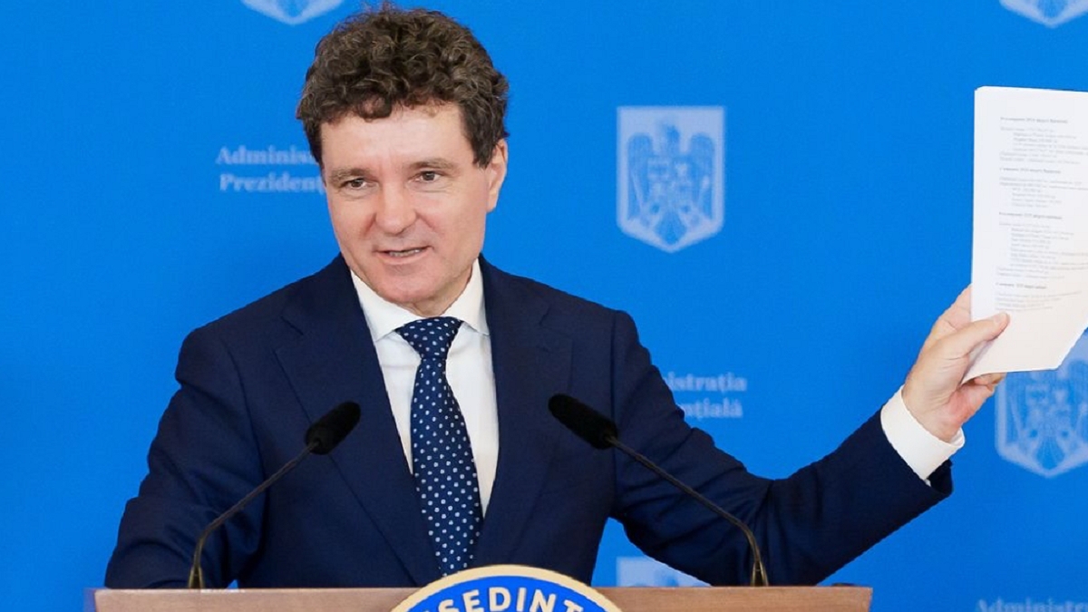 Declarația de avere a lui Nicușor Dan a suferit modificări. Președintele României are mai mulți bani, mai puține credite și datorii