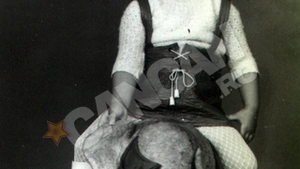 Brunetica aceasta a ajuns o blonda sexy, care a facut senzatie in Playboy. Cine crezi ca e?