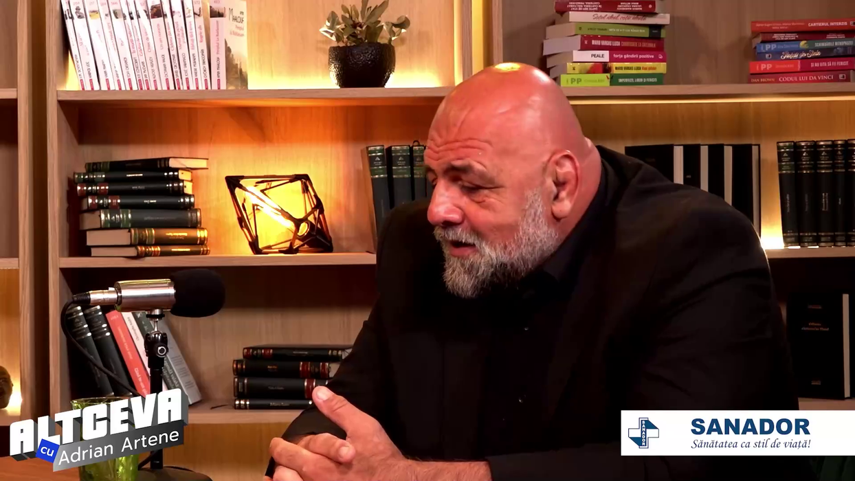 Tudor Constantin a făcut mărturisiri emoționante în cadrul podcastului "ALTCEVA cu Adrian Artene" (Foto: captură video)