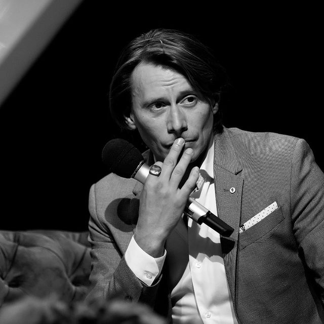 Marius Manole: “A fost o tentativă cu un aparat de ras!” Actorul dezvăluie ce l-a împins să își dorească propria moarte