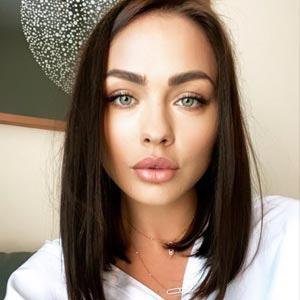 Corina Caciuc, iubita lui Reghe