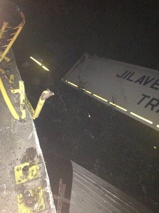 Accident grav pe DN 7! Un TIR s-a răsturnat şi a lovit şi o conductă de gaze | Sursă foto: mediafax.ro
