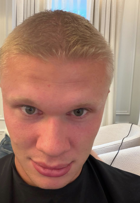 Erling Haaland, schimbare radicală de look! Cum arată acum celebrul fotbalist, după ce a renunțat la părul lung