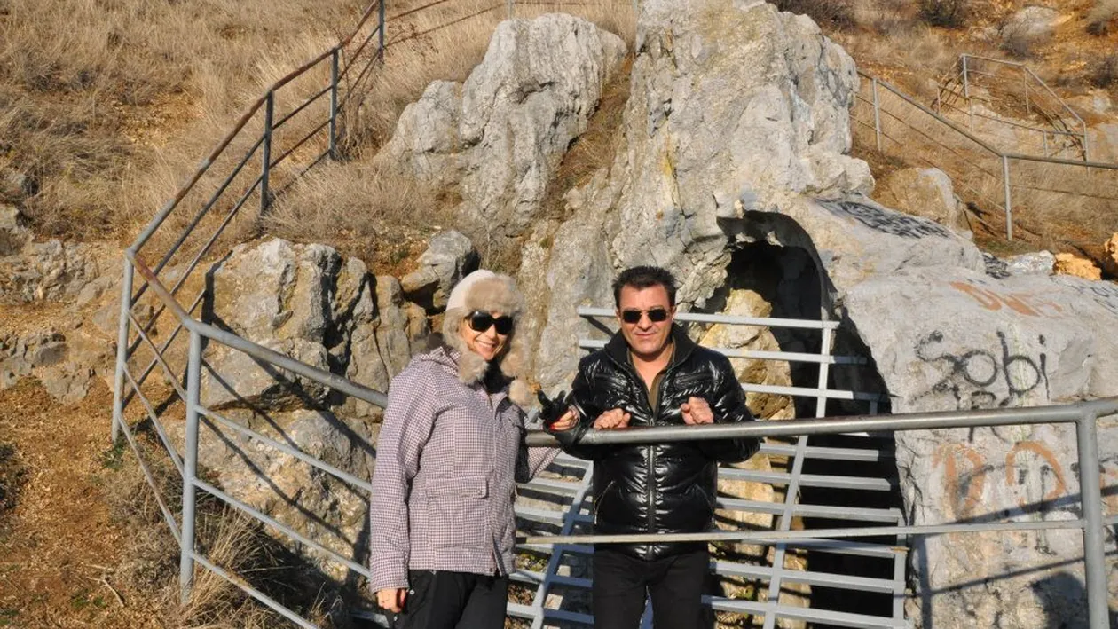 Luana Ibacka şi-a petrecut revelionul cu numerologul vedetelor, Anatol Basarab