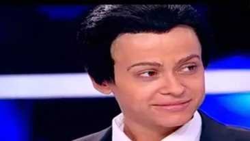 Dacă n-ai şti cine e, n-ai recunoaşte-o! Anda Adam, transformată complet! Uite-o pe artistă cum ar arăta dacă ar fi bărbat!