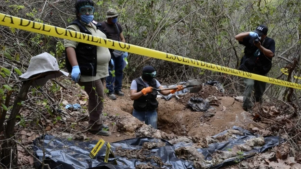 Cel puțin 166 de cadavre au fost descoperite într-o groapă comună din Mexic