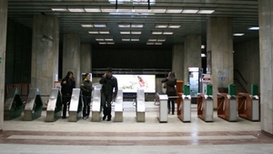 Metrorex închide de joi mai multe căi de acces din trei staţii de metrou!