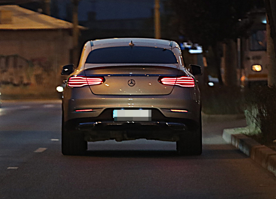 Emily Burghelea a primit de la iubitul său un Mercedes GLE Coupe de 60.000 de euro