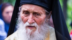 ÎPS Pimen va fi înmormântat vineri. La slujbă vor putea participa și credincioșii