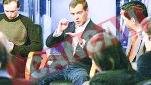 "Ursul" Medvedev se antreneaza sa muste