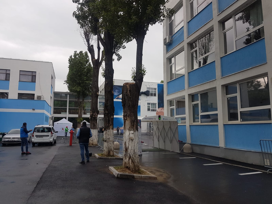 Prima școală din Capitală pregătită pentru examenele naționale, în condiții de pandemie, se află în Sectorul 4 al Capitalei