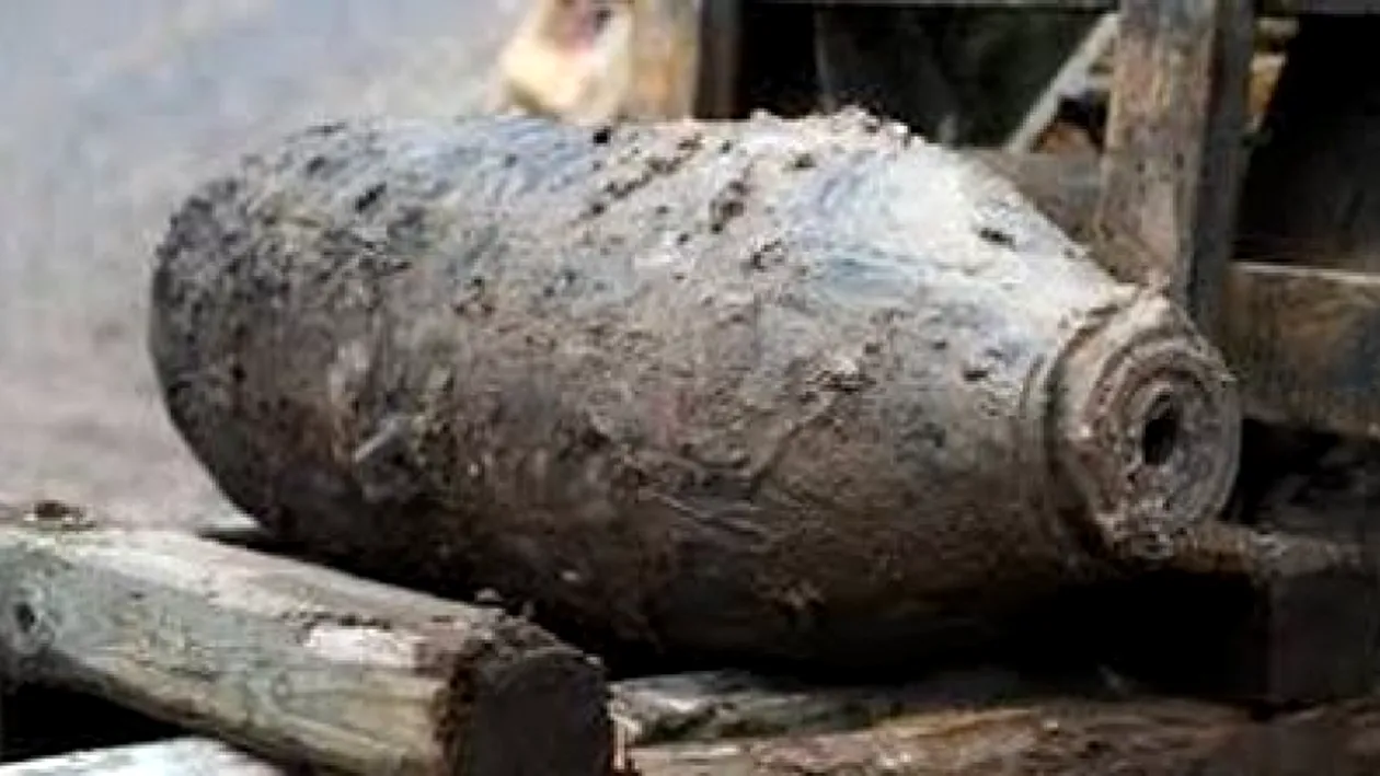 Tragedie la Bacău! O bombă de război a explodat, iar o persoană a murit! Bilanțul victimelor