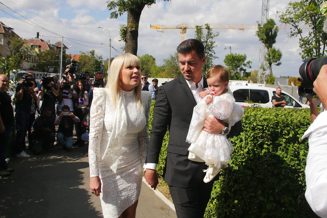 Elena Udrea si Adrian Alexandrov isi boteaza fetita