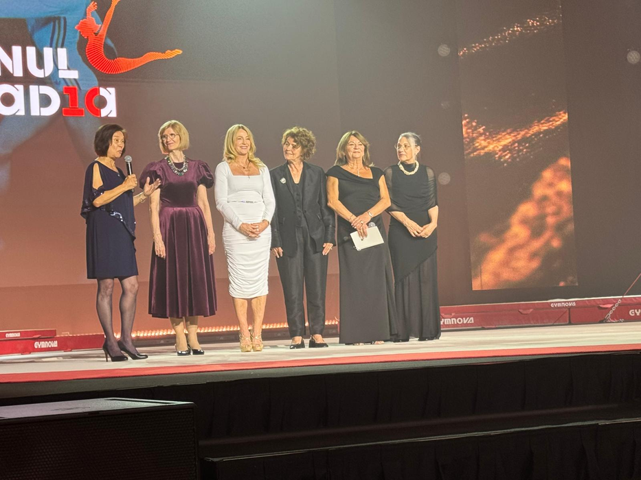 Nadia Comăneci, apariție spectaculoasă la gala împlinirii a 50 de ani de la prima notă de 10 la Jocurile Olimpice