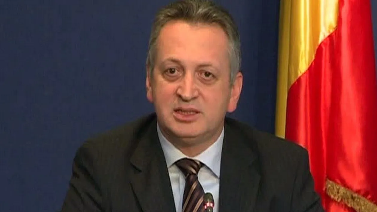 Episod rupt din pilda fiului risipitor! Ce face baiatul unuia dintre cei mai bogati condamnati din Romania!