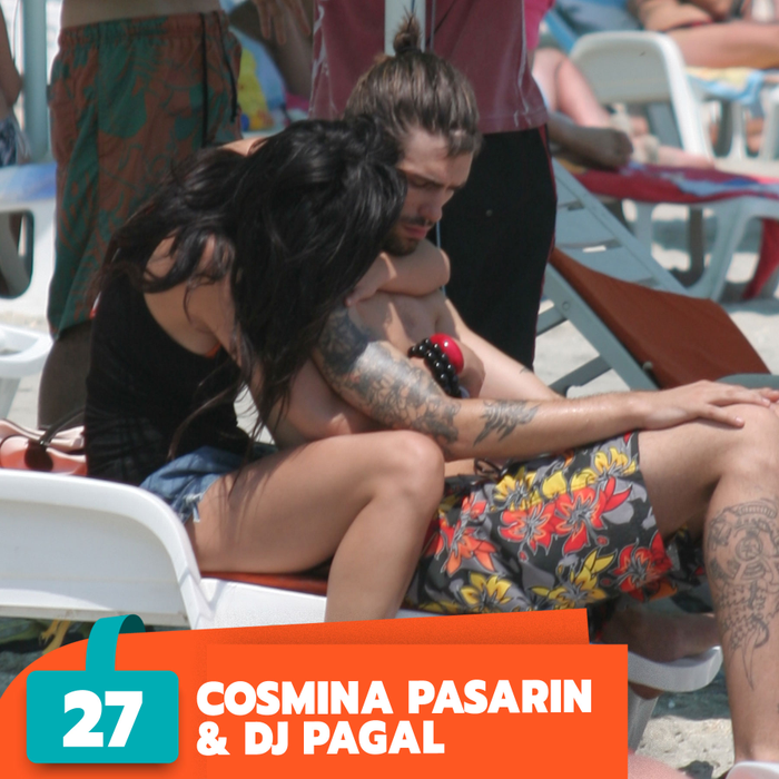 Top 30 vedete care se sărută pasional, pe plajă și în mare. Ele sunt „bunăciunile” care s-au „dezbrăcat” de orice inhibiție!