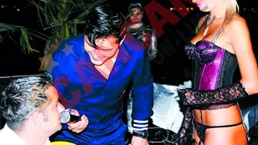 L-a ademenit cu un prezervativ