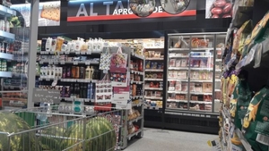 Scandal la un lanț de supermarketuri! Sănătatea clienților, pusă în pericol! Ce a descoperit Protecția Consumatorului VIDEO