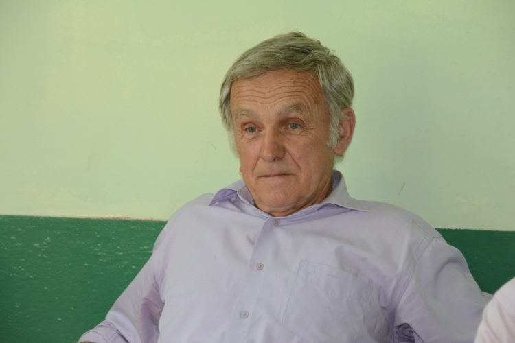 Profesorul Nicolae Marinescu a format  generații de elevi