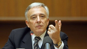 S-a aflat ce salariu câștigă Mugur Isărescu! Unii nici nu visează la banii ăștia