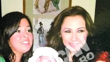 Petrecere cu fast la Marriott. Andra a facut show la botezul fiicei Marinei Cretu