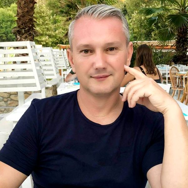 Mihai Bizu a nu are voie să se apropie la mai puțin de 100 de metri de Irina, fosta lui soție