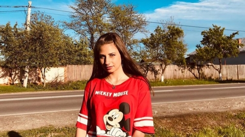 Poliția din Olt, în alertă! O fată de 13 ani a dispărut. Andreea nu s-a mai întors de la școală