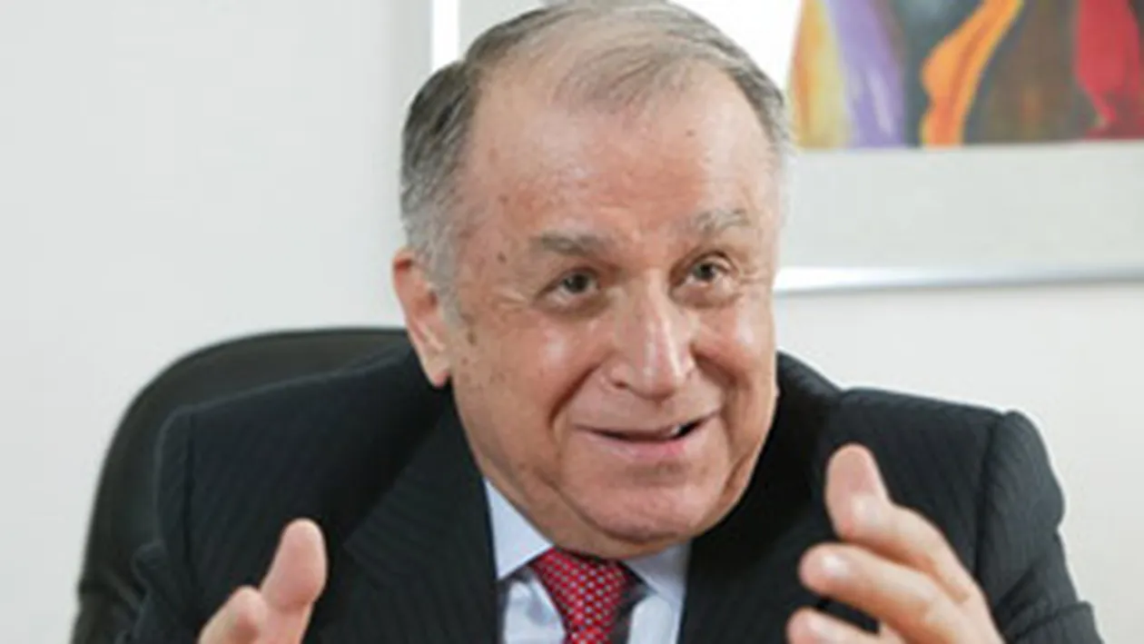 Ion Iliescu s-a internat la Elias! Va fi operat de urgenta!