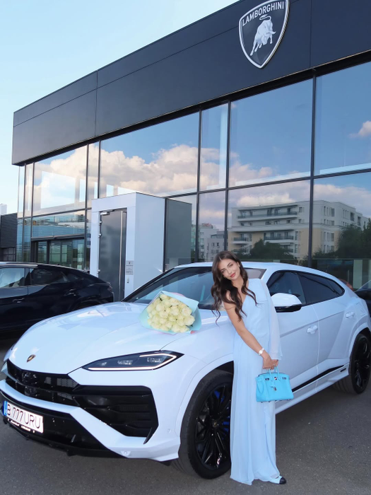 Abush demontează „basmul” afișat de Andreea Bostănică în online: “Scenariul a fost făcut pentru a-și ascunde sponsorii”