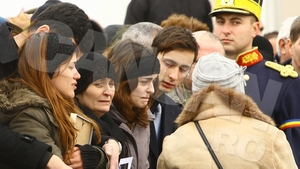Alex Ion, fratele Aurei Ion, povesteste despre drama prin care trece mama sa! Vezi ce solutie a gasit ca sa-i aline suferinta!