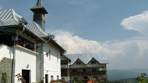 Tânără refugiată din Ucraina, agresată sexual de un preot din Maramureș