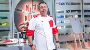 Chef Sorin Bontea s-a dat de gol la Chefi la Cuțite și toată lumea s-a prins! Degustători surpriză pentru următorul battle al emisiunii